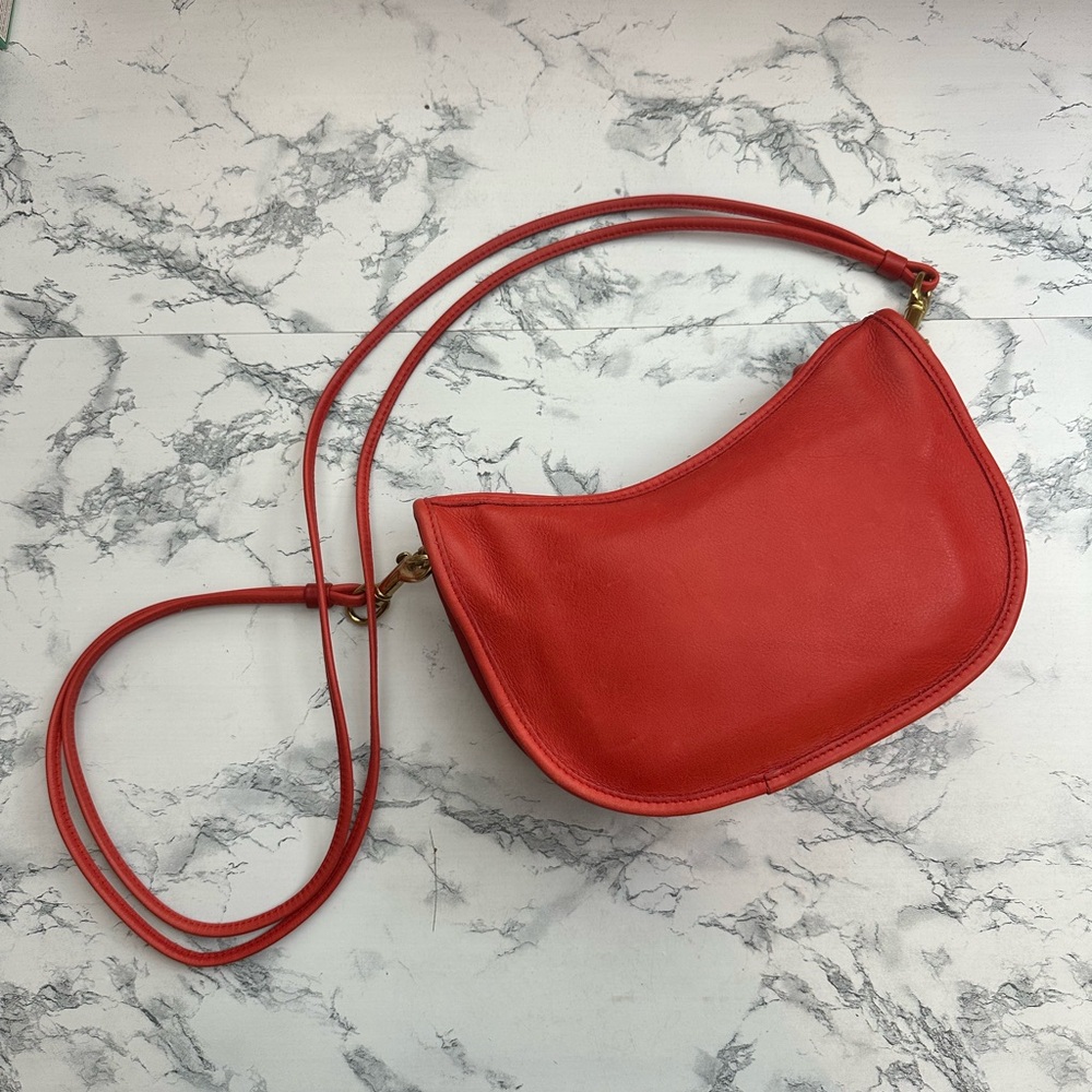 Vintage Coach Swinger 4804 Red Leather Small Crossbody Bag Made in USA